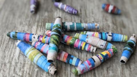 Paper beads